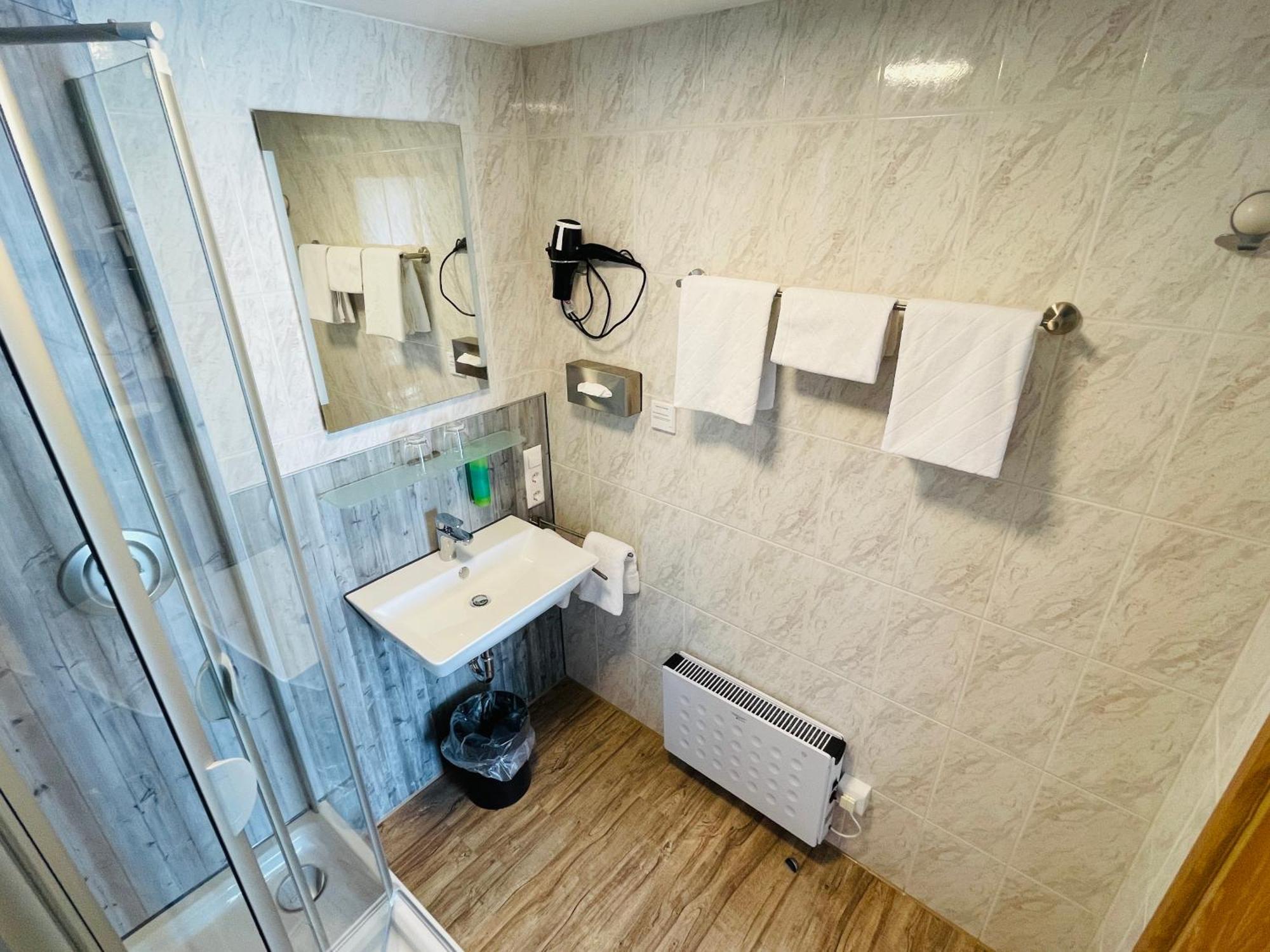 Landhotel Karin Фройденштадт Экстерьер фото