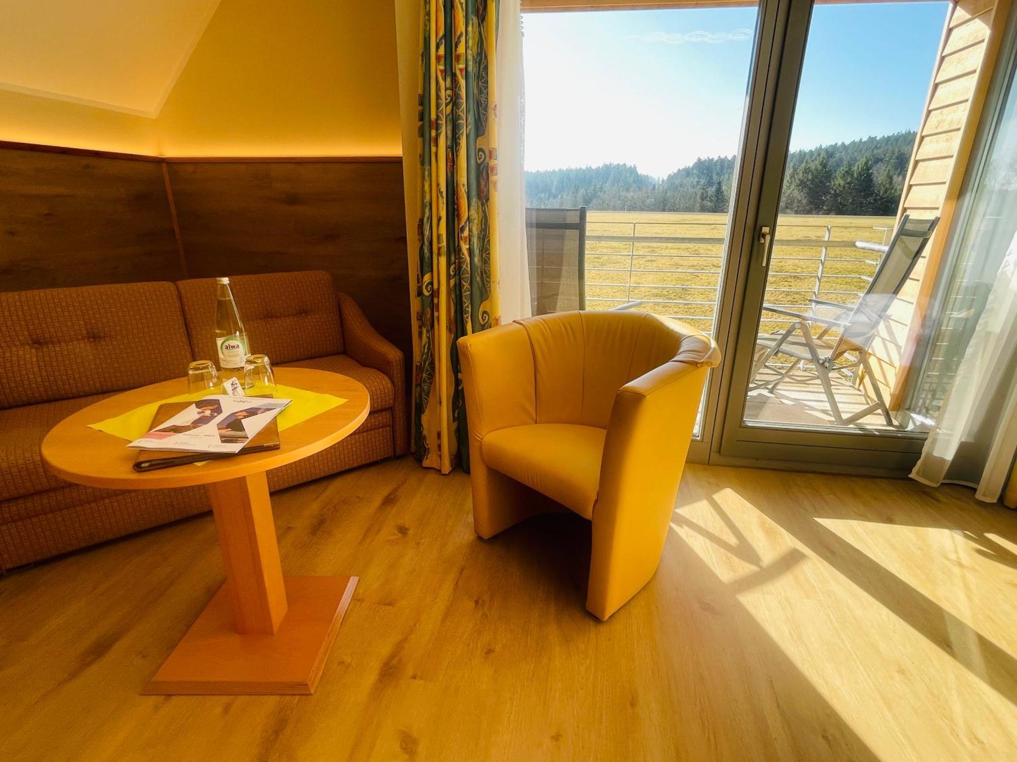 Landhotel Karin Фройденштадт Экстерьер фото